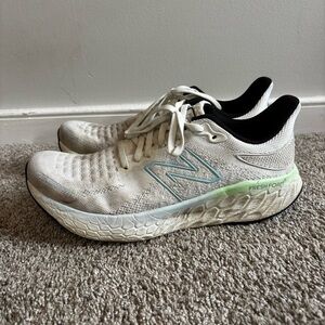 New Balance Fresh Foam X 1080v12 Women’s Size 10.5 Running Shoe White/Blue/Green